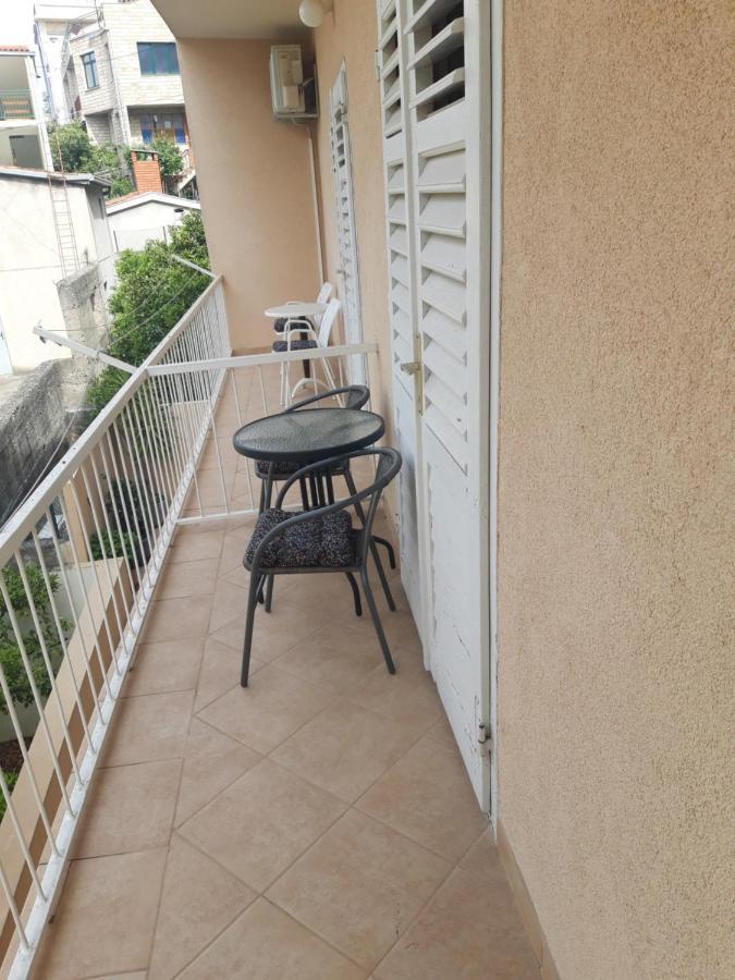 Apartments Smiljana Mucic Makarska Bagian luar foto