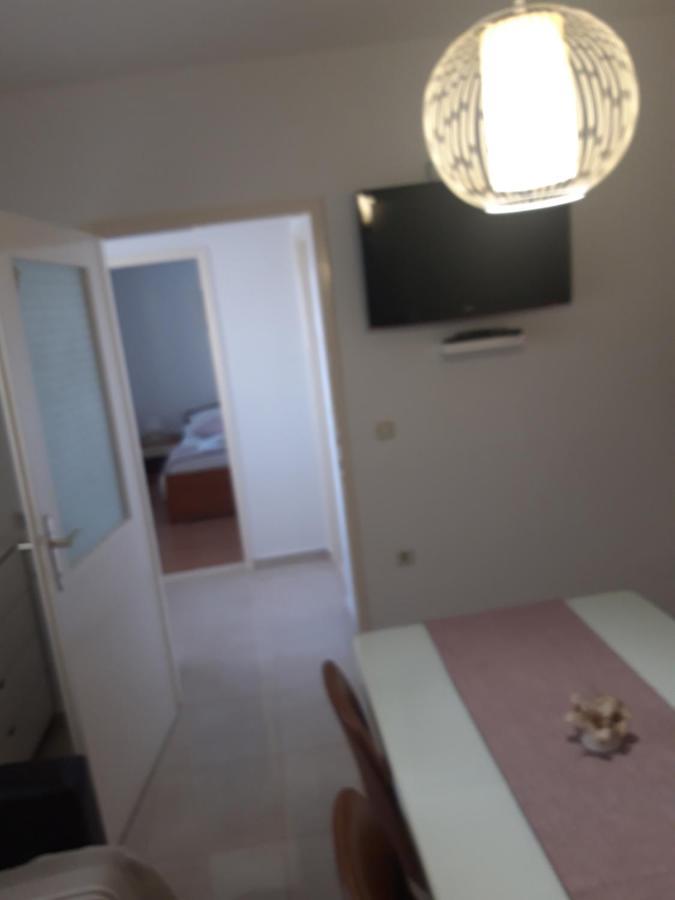 Apartments Smiljana Mucic Makarska Bagian luar foto