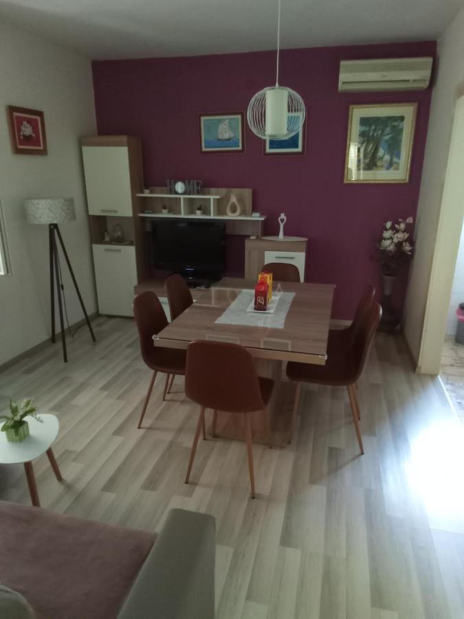 Apartments Smiljana Mucic Makarska Bagian luar foto